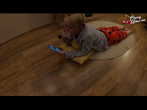 ❤️ Жинди Блондинка Соручу Чоң Дик Соруп жана Секирүү - Аналдык секс ️❌ Анальный порно ky.josporn-com.ru ❌❤